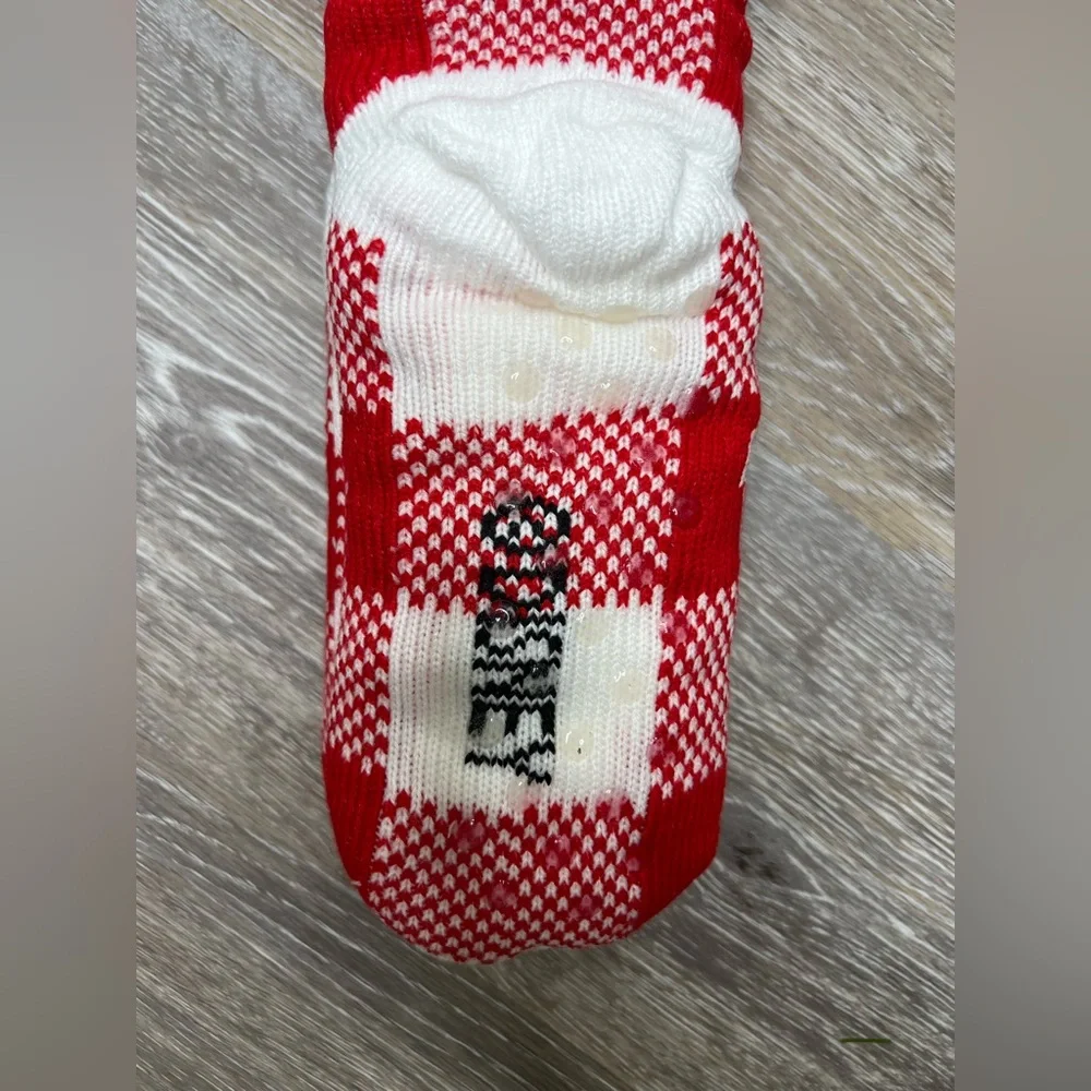 Brand New-Disney Mickey Mouse Socks